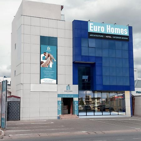 Euro Homes Hotel Accra Buitenkant foto